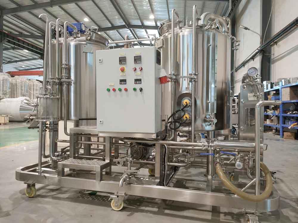 <b>HOW TO CHOOSE SMALL BATCH BREWING EQUIPMENT</b>